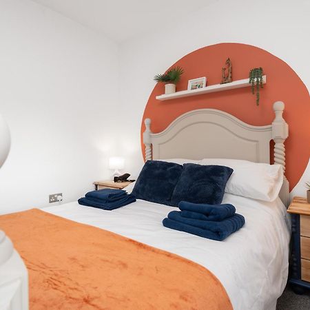 위더셔 Shawe House - 10 Minute Mcr Airport - Free Parking 빌라 객실 사진